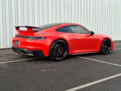 2022 Porsche 911 Carrera GTS