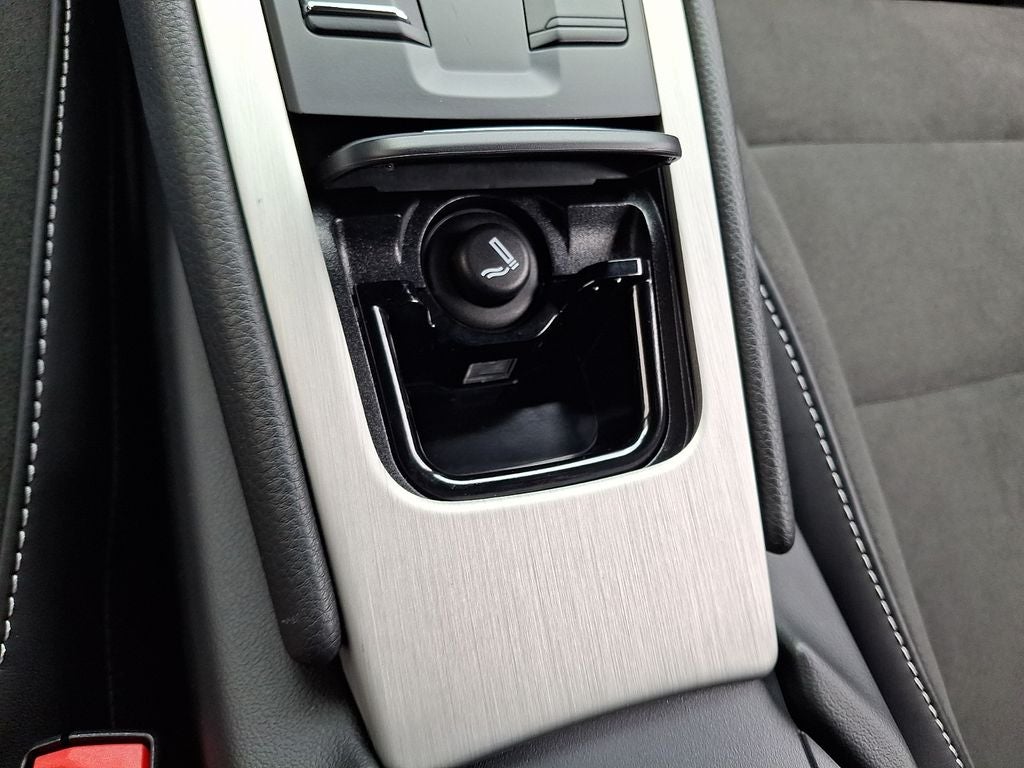 2023 Porsche 718 Cayman GT4