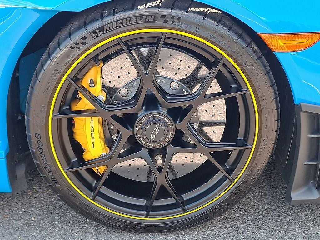 2025 Porsche 718 Cayman GT4 RS