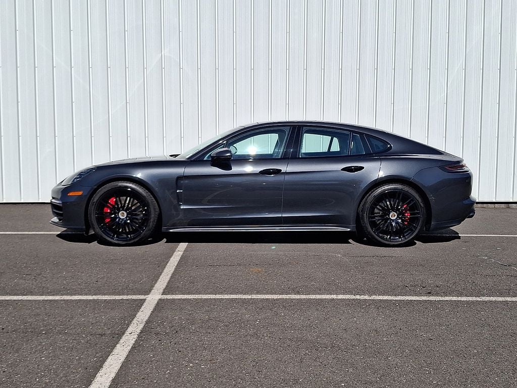 2019 Porsche Panamera GTS