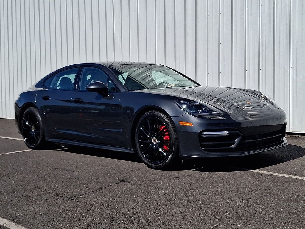 2019 Porsche Panamera GTS