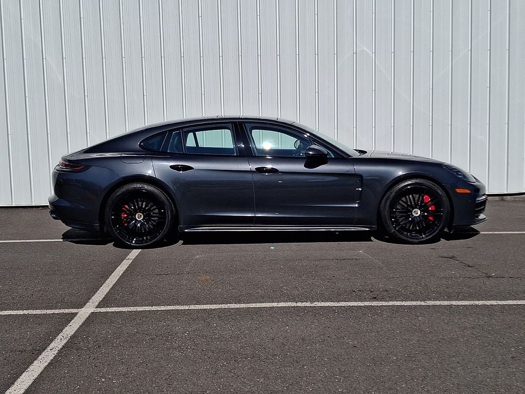 2019 Porsche Panamera GTS