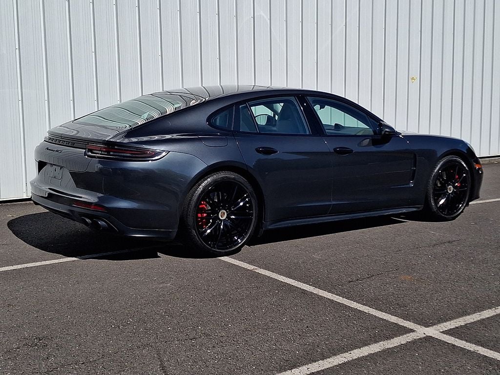 2019 Porsche Panamera GTS
