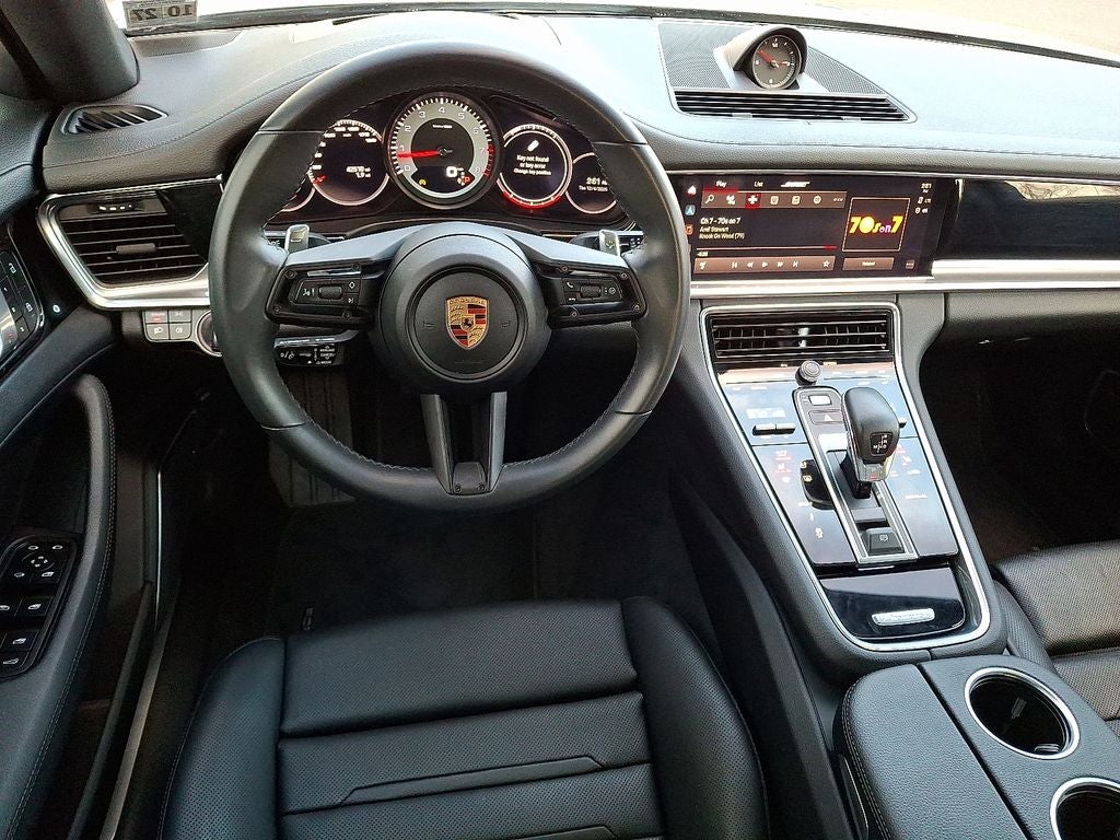 2023 Porsche Panamera 4
