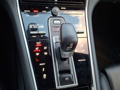 2023 Porsche Panamera 4