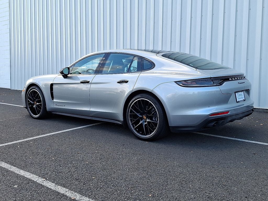 2023 Porsche Panamera 4