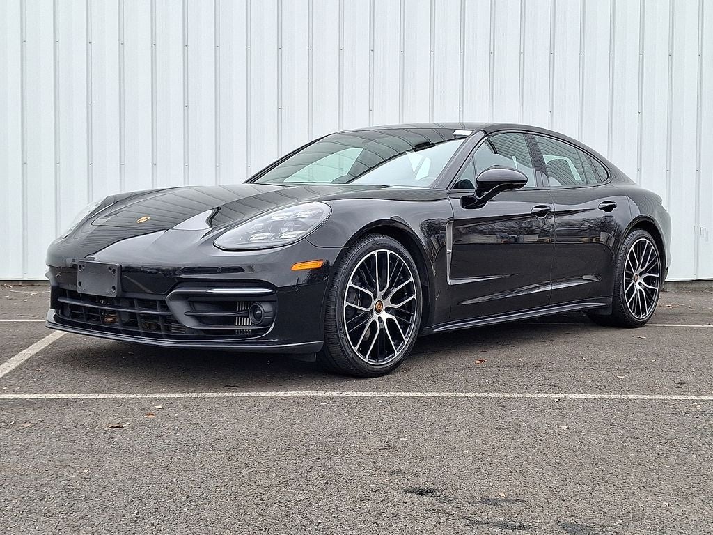 2023 Porsche Panamera 4 Platinum Edition