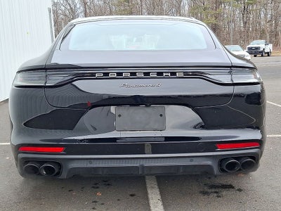 2023 Porsche Panamera 4 Platinum Edition