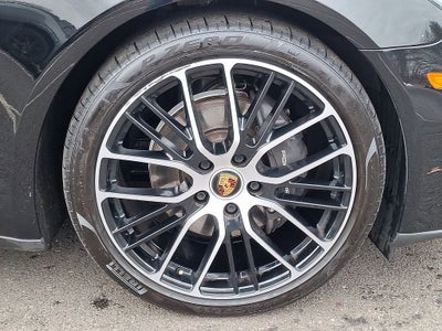 2023 Porsche Panamera 4 Platinum Edition