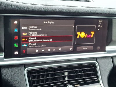 2023 Porsche Panamera 4 Platinum Edition