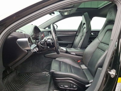 2023 Porsche Panamera 4 Platinum Edition