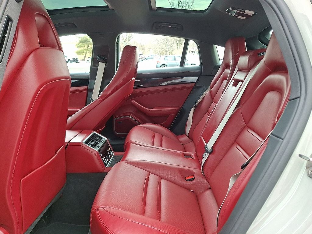 2023 Porsche Panamera E-Hybrid 4S