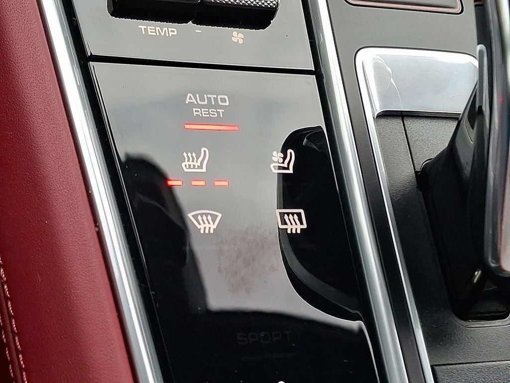 2023 Porsche Panamera E-Hybrid 4S