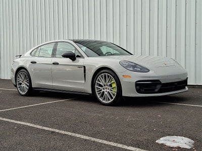 2023 Porsche Panamera E-Hybrid 4S