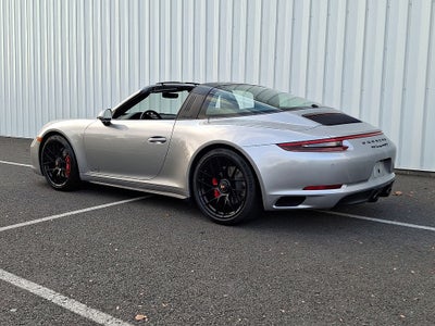 2019 Porsche 911 Targa 4 GTS