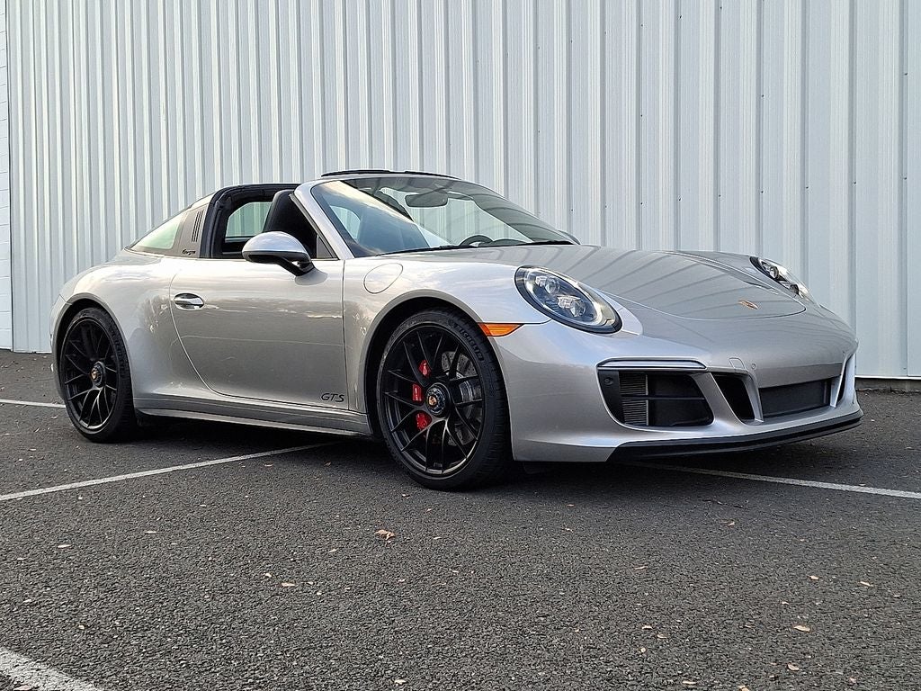 2019 Porsche 911 Targa 4 GTS