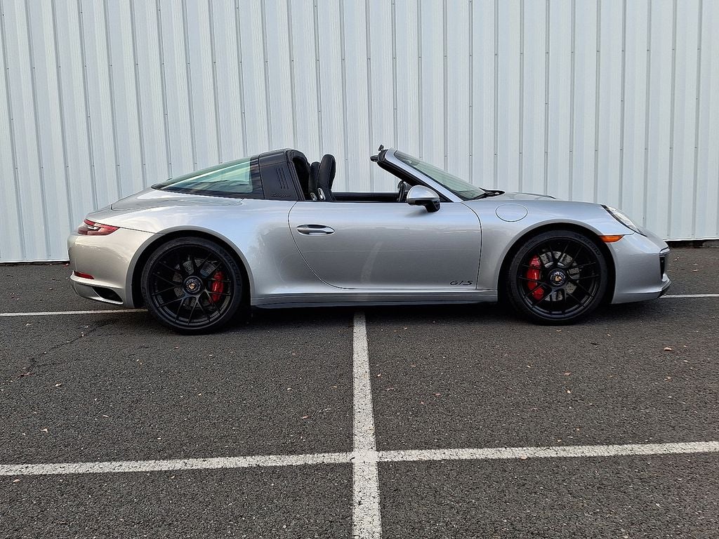 2019 Porsche 911 Targa 4 GTS