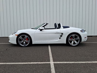 2024 Porsche 718 Boxster S