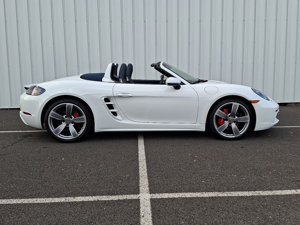 2024 Porsche 718 Boxster S