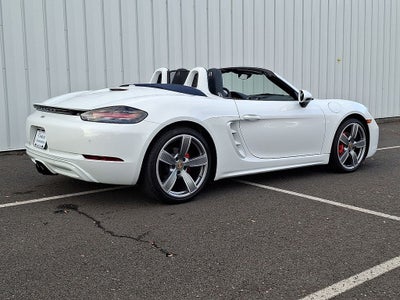 2024 Porsche 718 Boxster S