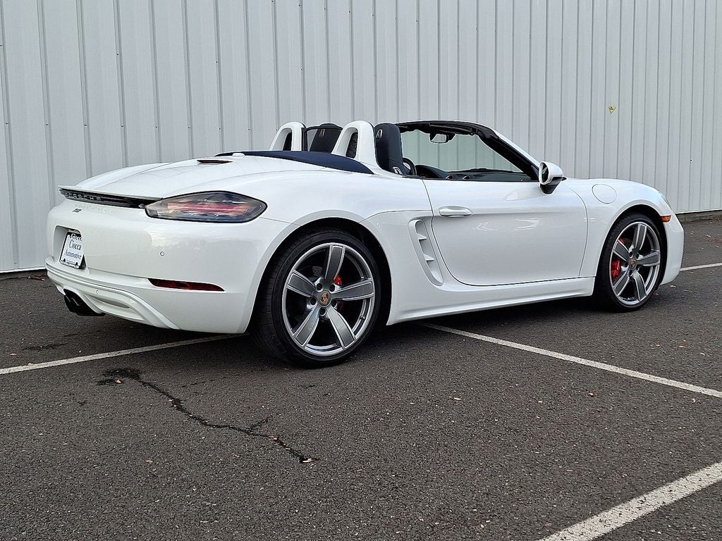 2024 Porsche 718 Boxster S