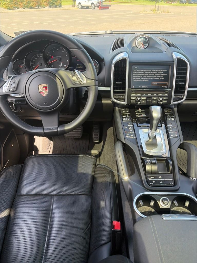 2012 Porsche Cayenne Base