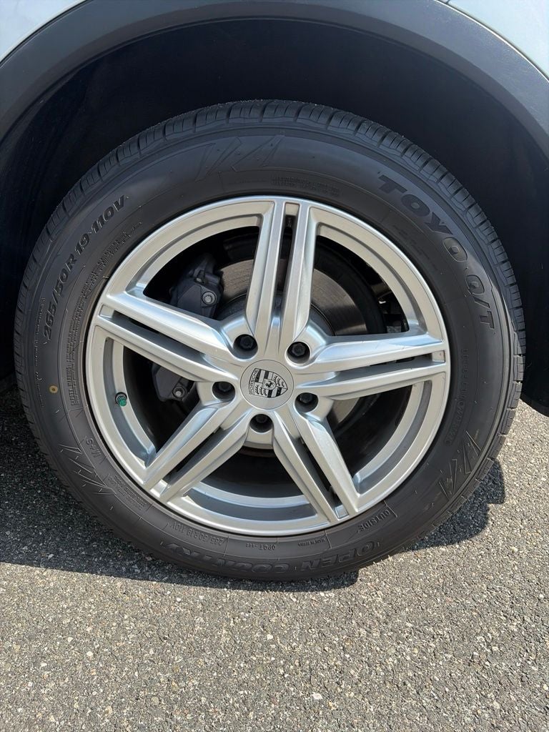 2012 Porsche Cayenne Base