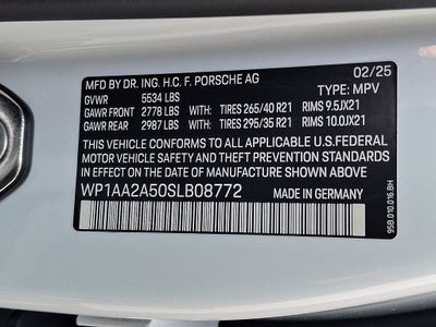 2025 Porsche Macan Base