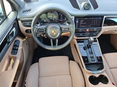 2025 Porsche Macan AWD