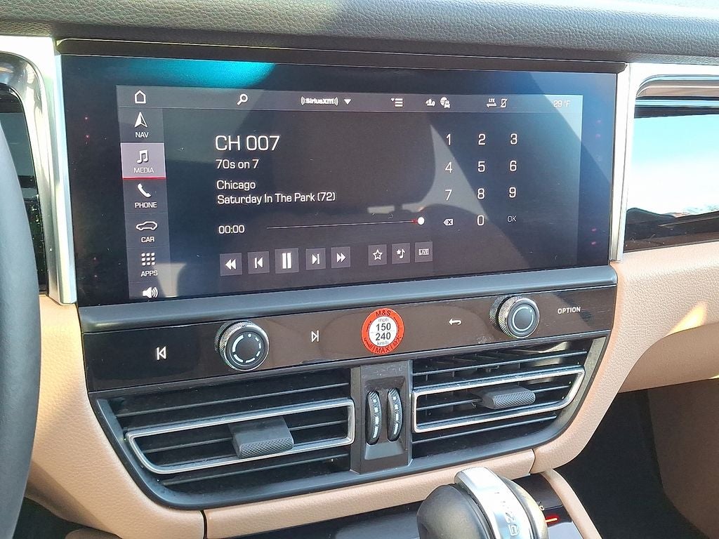 2025 Porsche Macan AWD