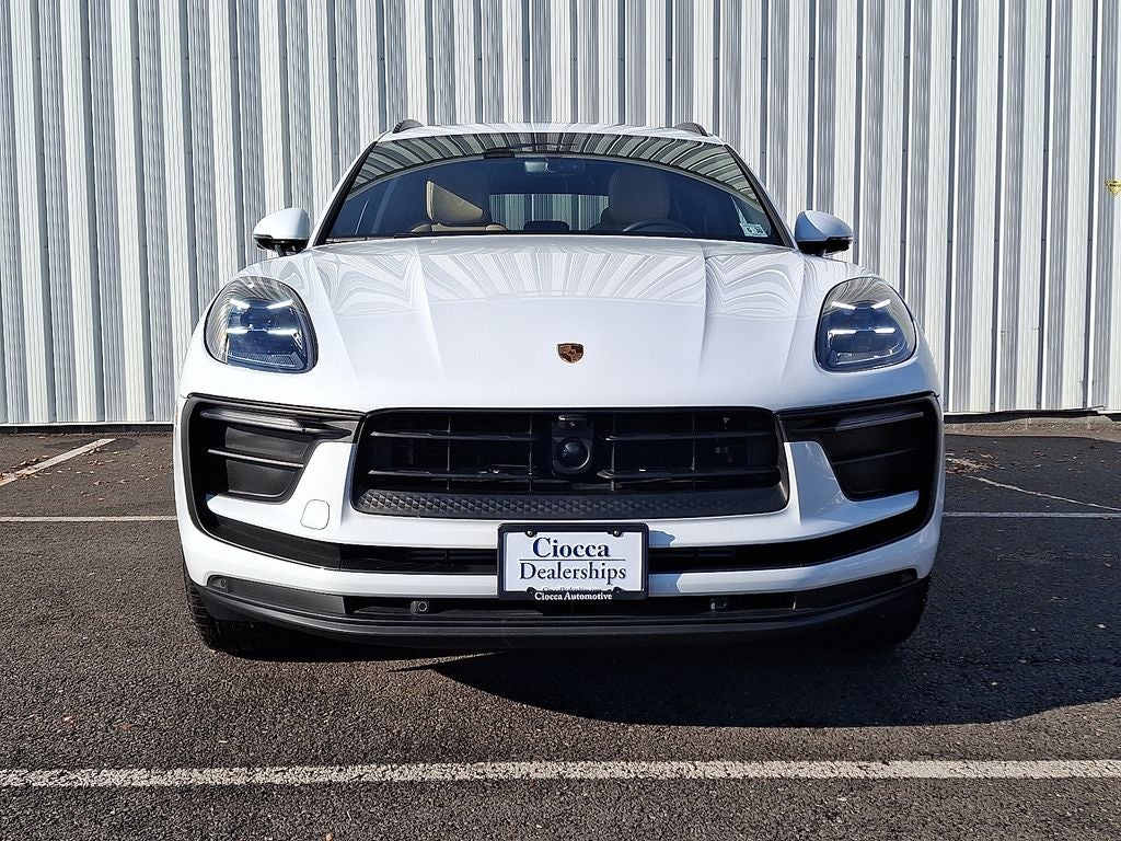 2025 Porsche Macan AWD