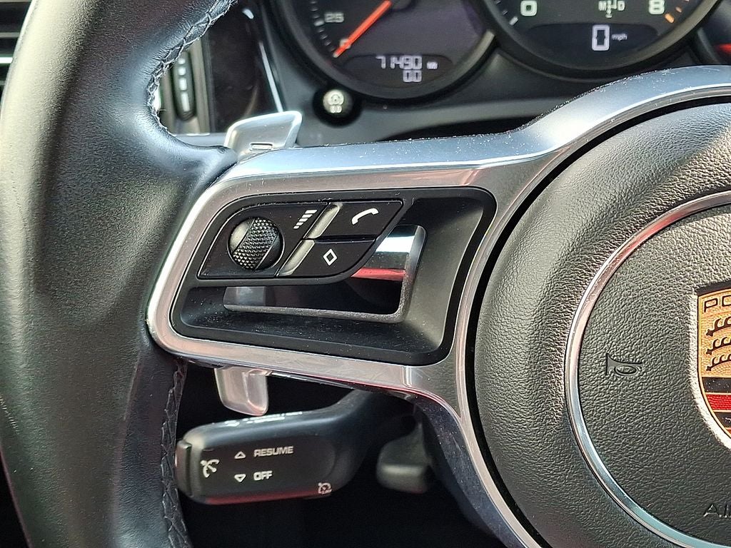 2020 Porsche Macan Base