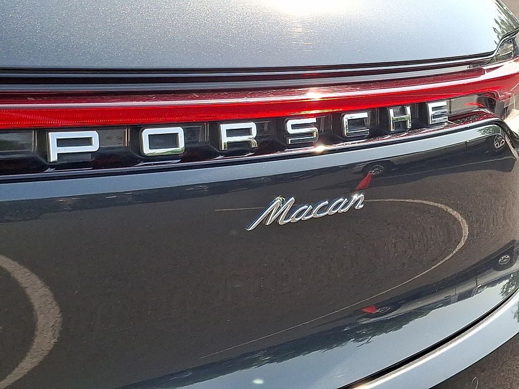 2020 Porsche Macan Base