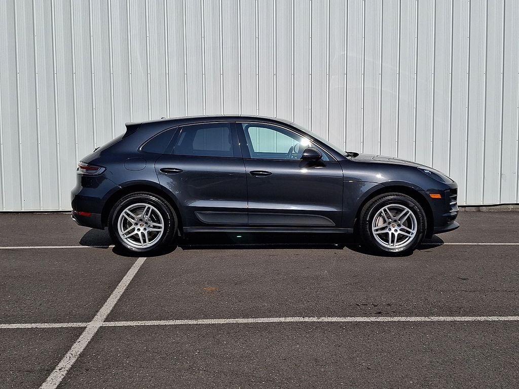 2020 Porsche Macan Base