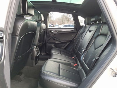 2023 Porsche Macan AWD