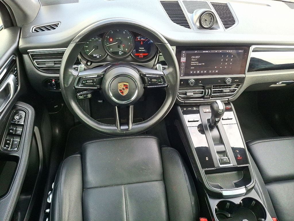 2023 Porsche Macan AWD