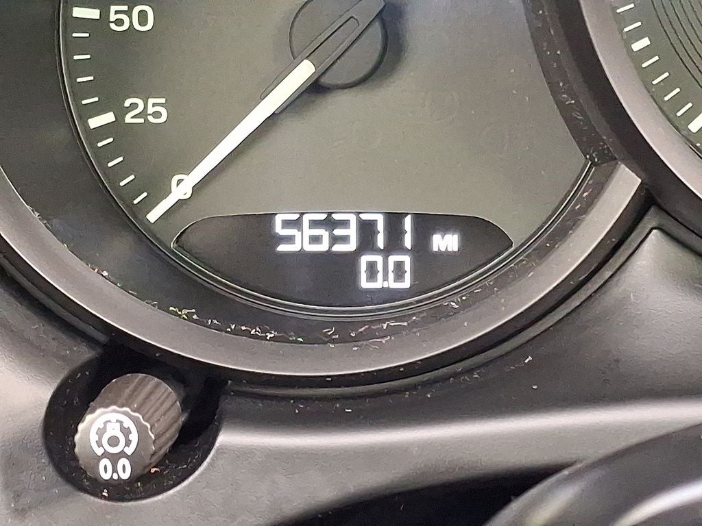 2023 Porsche Macan AWD