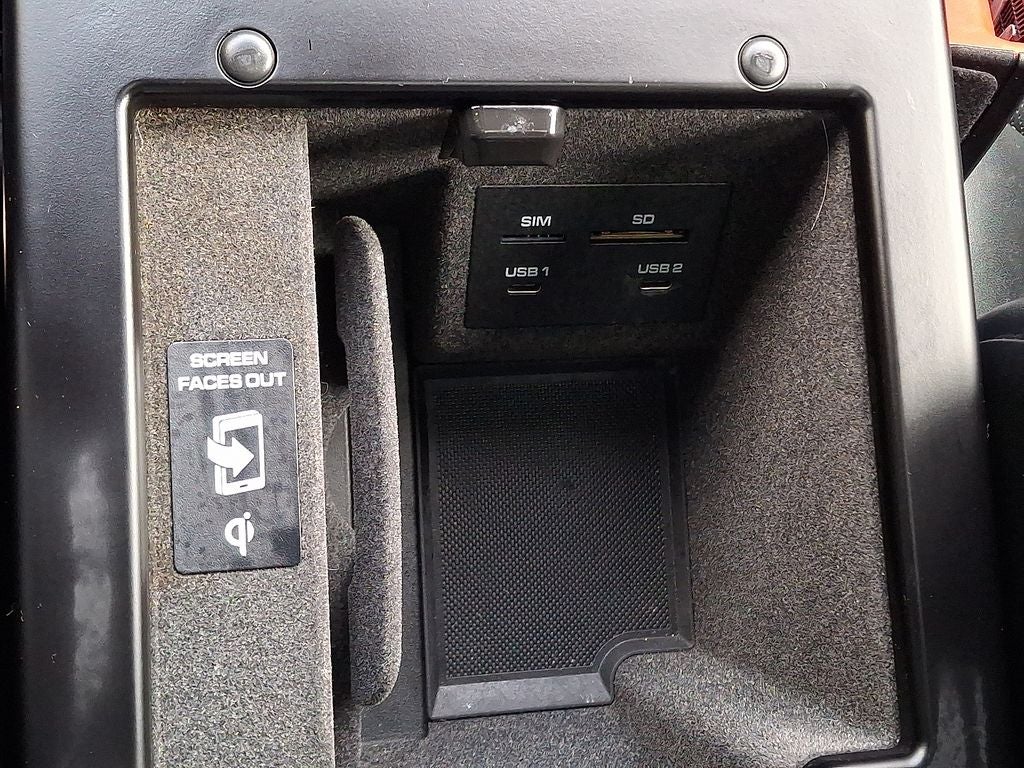 2023 Porsche Macan AWD