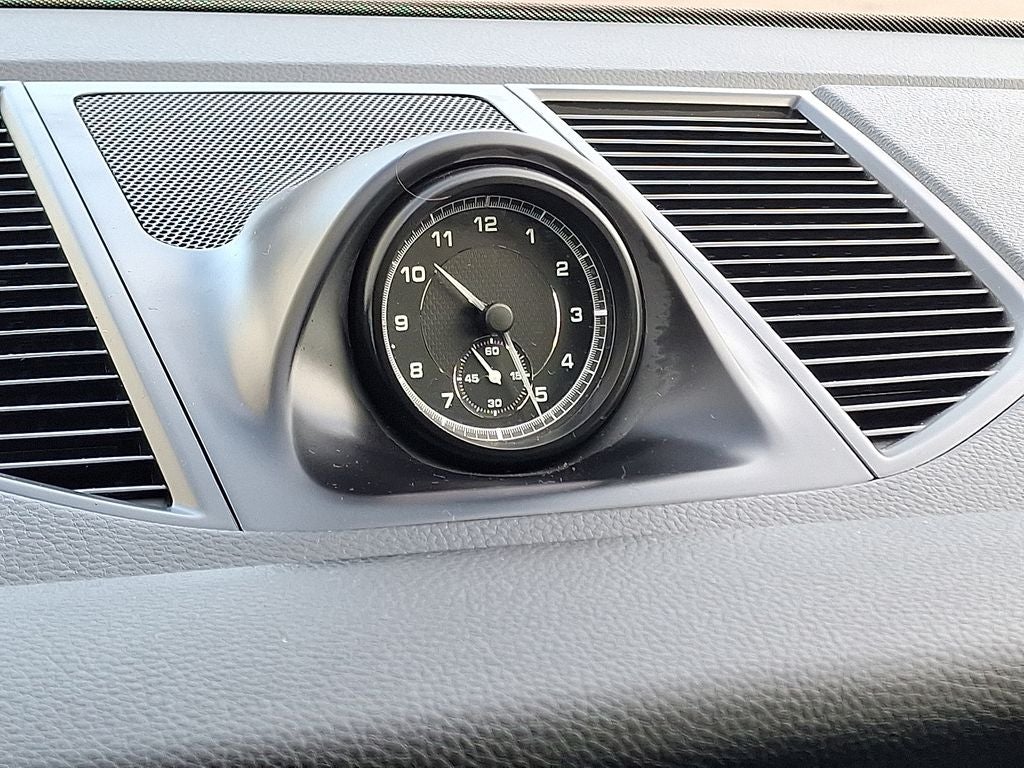 2023 Porsche Macan AWD