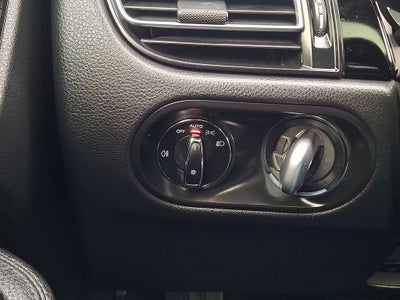 2023 Porsche Macan AWD