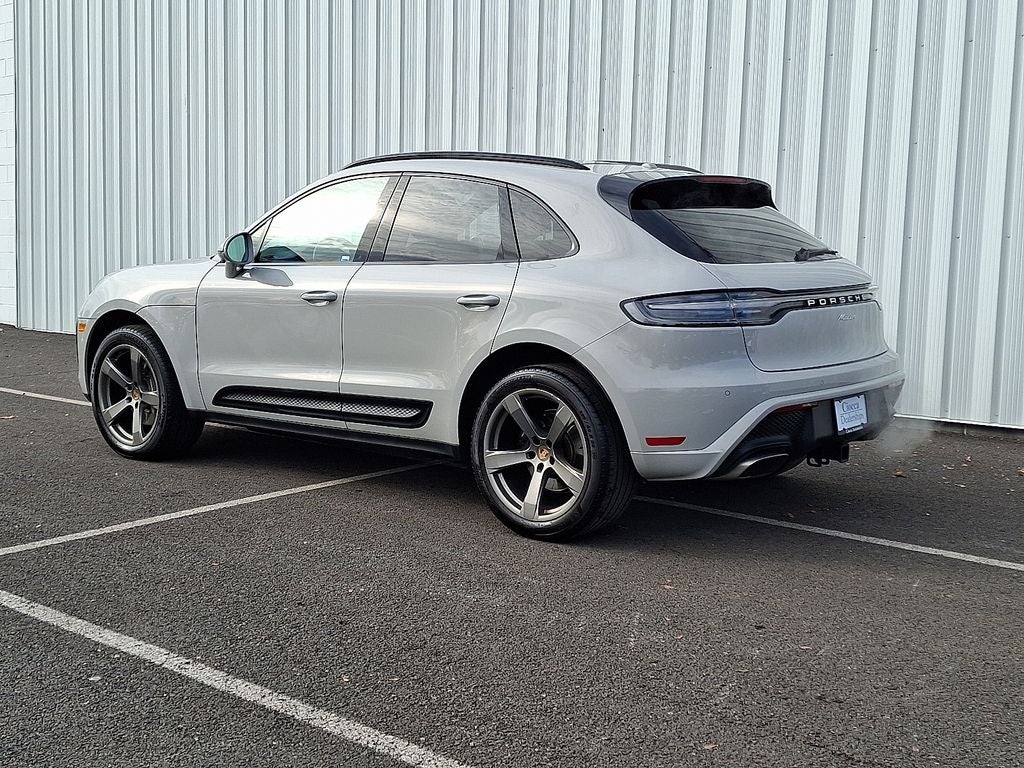 2023 Porsche Macan AWD