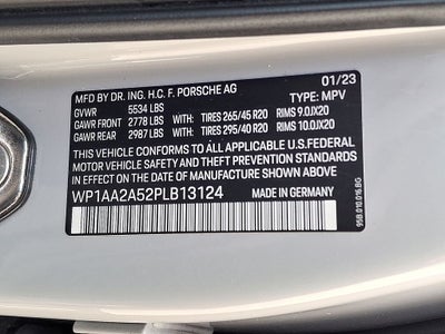 2023 Porsche Macan AWD