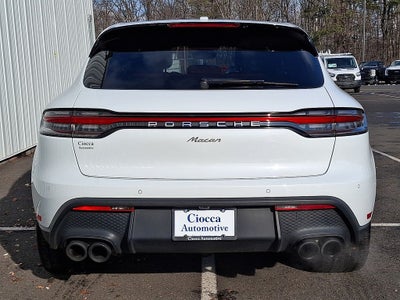 2022 Porsche Macan Base