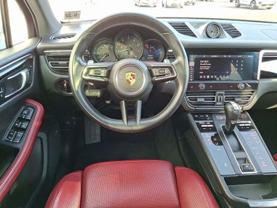 2022 Porsche Macan Base