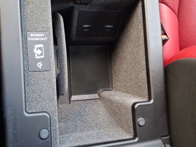 2022 Porsche Macan Base