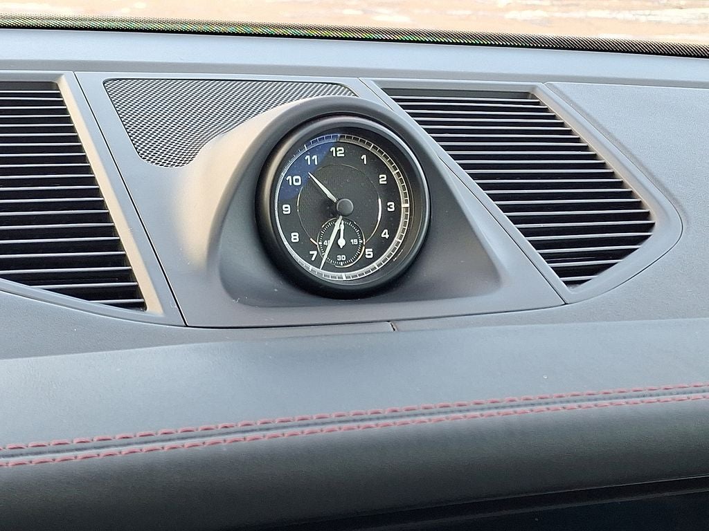 2022 Porsche Macan Base