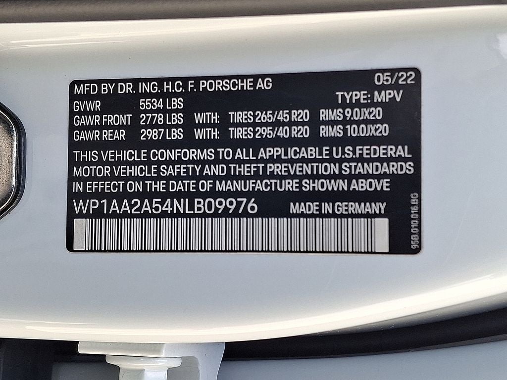 2022 Porsche Macan Base