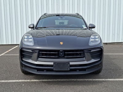 2025 Porsche Macan T