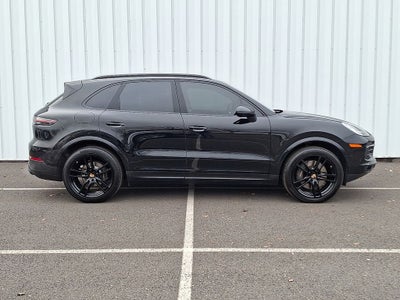 2023 Porsche Cayenne Platinum Edition