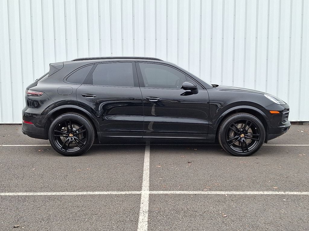 2023 Porsche Cayenne Platinum Edition